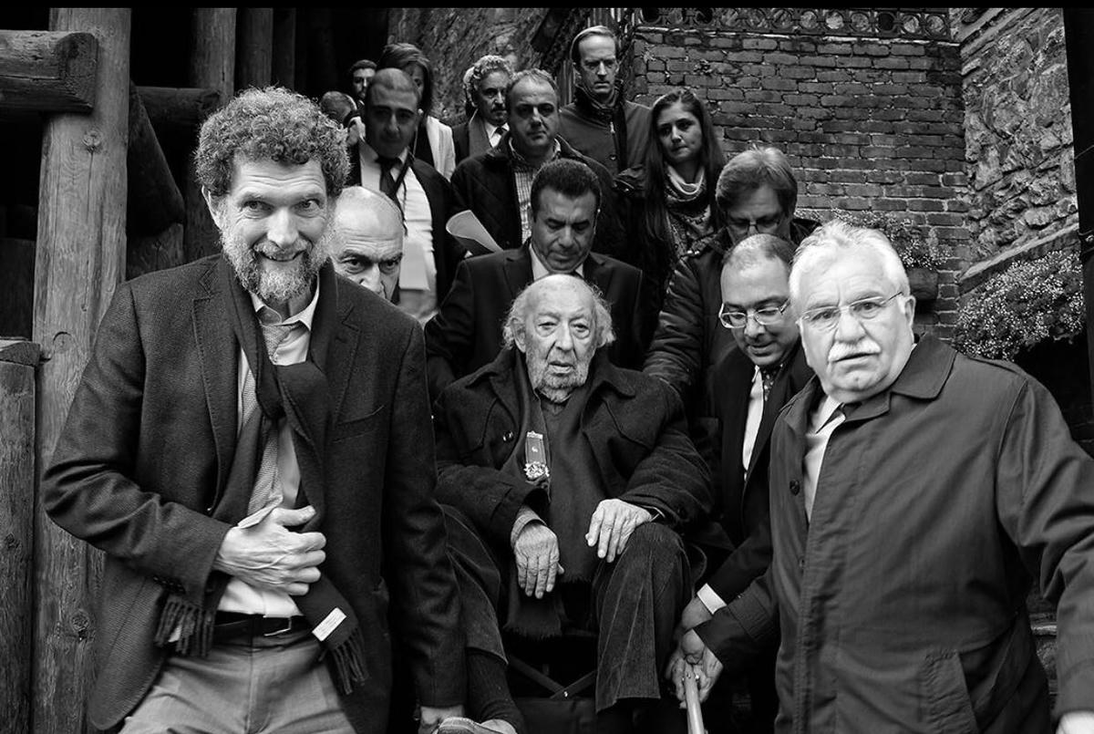 Գիշեր մըն ալ յանկարծ…